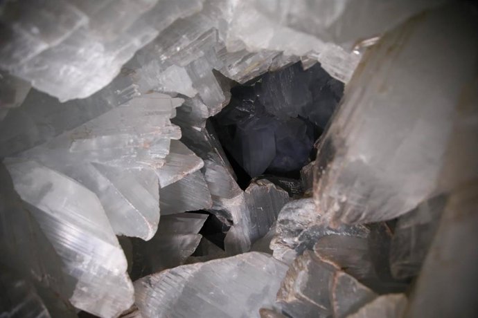 Archivo - Cristales gigantes de yeso de la Geoda de Pulpí (Almería).