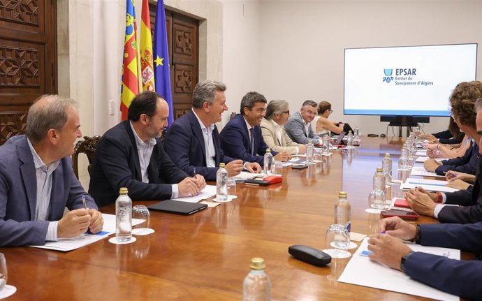 El 'president' Carlos Mazón asiste al consejo de la Epsar