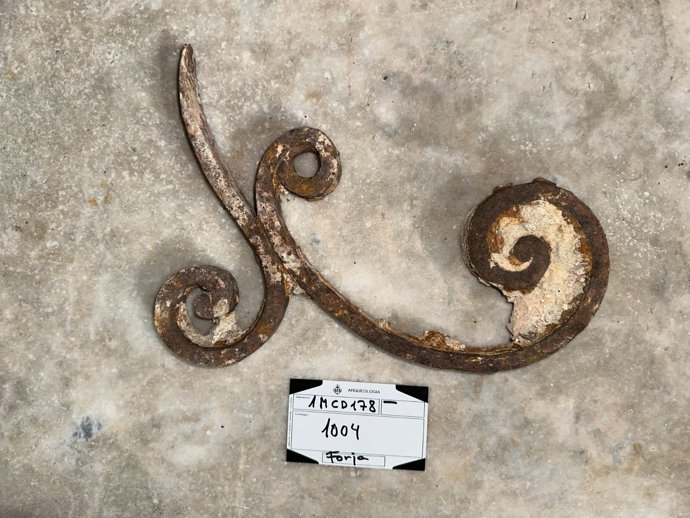 Las obras en el Mercado Central hacen aflorar elementos patrimoniales originales