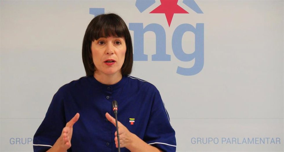 Archivo - La portavoz nacional del BNG, Ana Pontón, en una rueda de prensa en el Parlamento de Galicia.