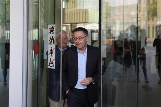 El expresidente del FC Barcelona Josep Maria Bartomeu sale de declarar como investigado ante la instructora del 'caso Negreira', a 18 de septiembre de 2025, en Barcelona, Cataluña (España). Los expresidentes del FC Barcelona han declarado sobre los presun