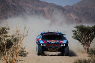 Archivo - 225 SAINZ Carlos (spa), CRUZ Lucas (spa), Ford, Ford M-Sport, FIA W2RC, Ultimate, action during the Stage 1 of the Dakar 2025 on January 4, 2025 around Bisha, Saudi Arabia - Photo Antonin Vincent / DPPI