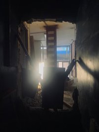 Demuelen una pared de la vermutería Valentina en Las Palmas para apropiarse por la fuerza de varios metros del local