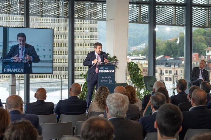 El consejero delegado de Repsol, Josu Jon Imaz