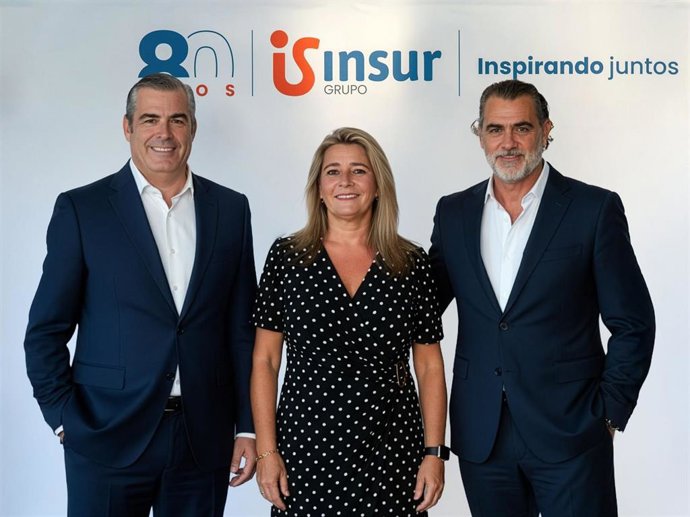 Imagen de los nuevos directores territoriales de Grupo Insur. De izquierda a derecha, José Ortiz (Andalucía Occidental), Patricia García (Levante) y Félix Cristóbal (Madrid).