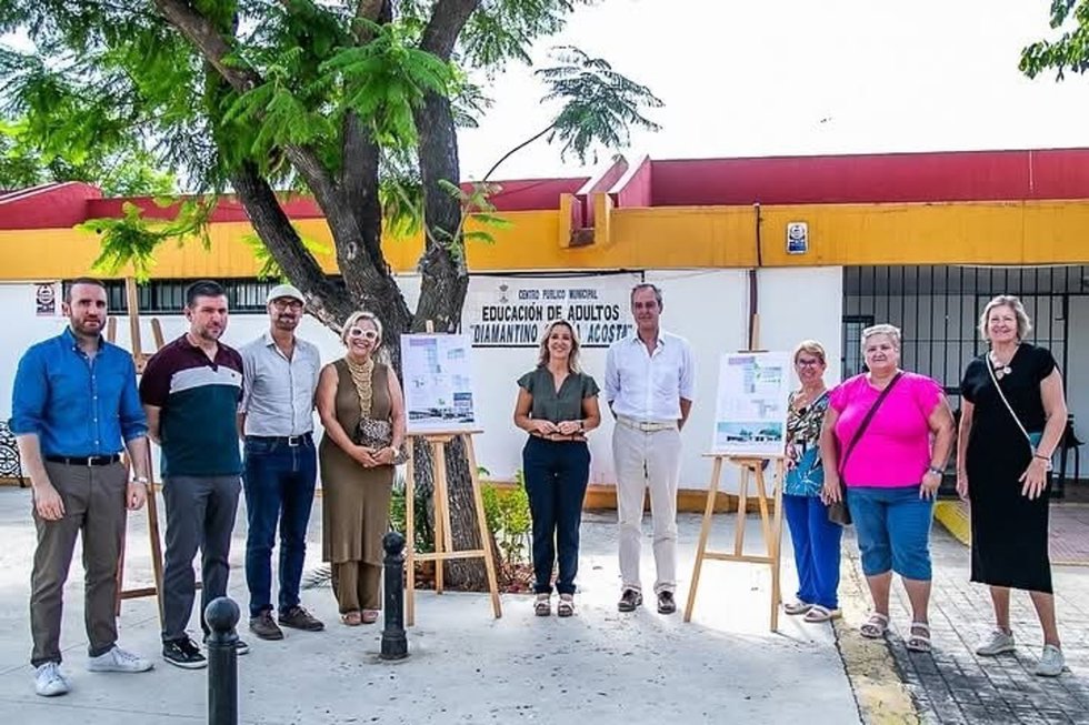 Comienza la reforma del Centro de Adultos Diamantino García de Alcalá de Guadaíra (Sevilla).