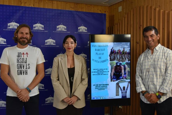 Presentación del XXIV Triatlón 'Barceló Playas de Punta Umbría'.