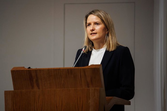 Archivo - La secretaria general de Inclusión, Mónica Martínez Bravo, interviene durante un encuentro para analizar el impacto de las políticas sociales basadas en evidencia científica, en la sede del Ministerio de Economía, Comercio y Empresa, a 17 de jun