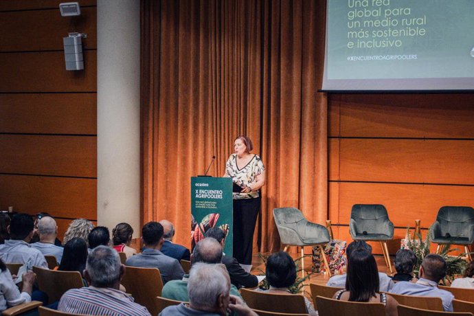 La secretaria de Estado de Agricultura y Alimentación, Begoña García Bernal, la inauguración del X Encuentro de Agripooler en València.