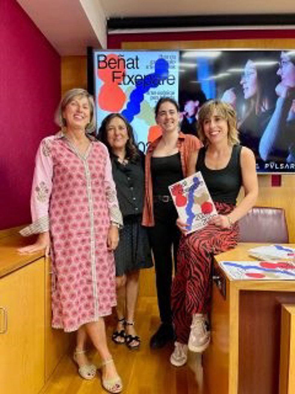 Presentación de la nueva edición del teatro Beñat Etxepare