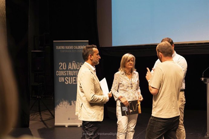 Presentacion del programa de la temporada del Teatro Nuevo Calderón de Montijo.