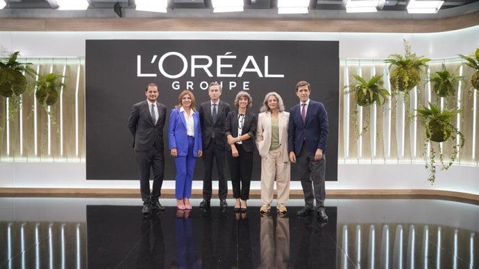 Presentación de informe sobre la industria de la belleza