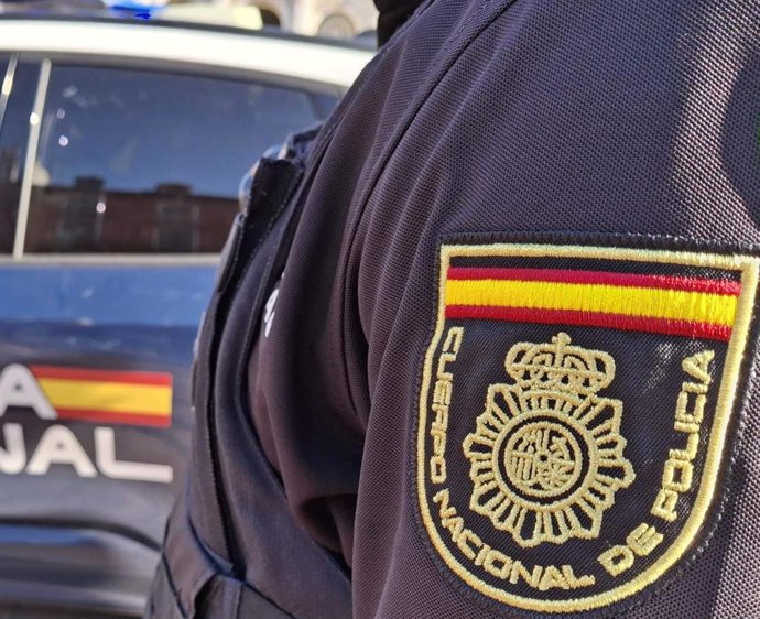 Archivo - Agente de la Policía Nacional.