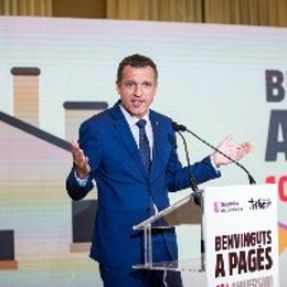 El conseller de Agricultura, Ganadería, Pesca y Alimentación de la Generalitat, Òscar Ordeig, en el 10 aniversario de 'Benvinguts a Pagès'