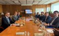 Paradela se reúne con Joan Groizard para analizar la propuesta inicial de la Planificación de electricidad para 2030