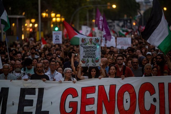 Manifestació en suport a Palestina i a la Global Sumud Flotilla a Barcelona