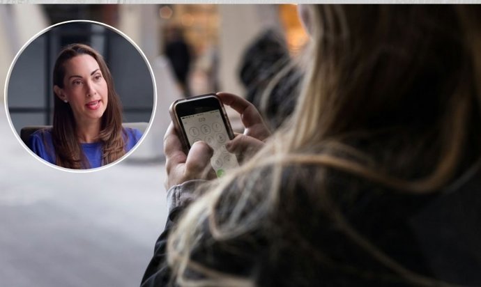 Vanessa Van Edwards, especialista em linguagem corporal: "Olhar para o celular em um primeiro encontro transmite derrota e uma imagem ruim".