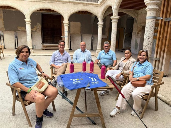 Reunión del proyecto 'Camino de Santiago para personas con movilidad reducida'.