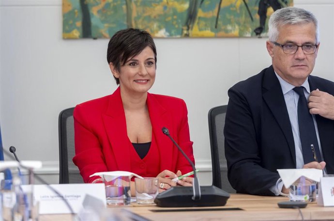 (i-d): La ministra de Vivienda y Agenda Urbana, Isabel Rodríguez, y el secretario de Estado de Vivienda, David Lucas. 