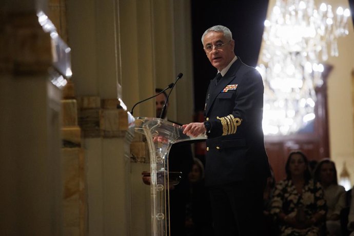 Archivo - Arquivo - O Almirante Antonio Piñeiro, Chefe do Estado-Maior Naval (AJEMA), discursa durante a cerimônia de condecoração no Quartel-General da Marinha, em 9 de maio de 2024, em Madri (Espanha). Durante a cerimônia, foram concedidas as seguintes 