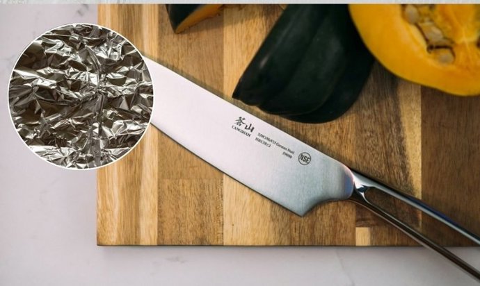 Cómo afilar cuchillos sin filo en 1 minuto con un simple papel de aluminio