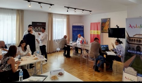Es Andalucía - Sevilla