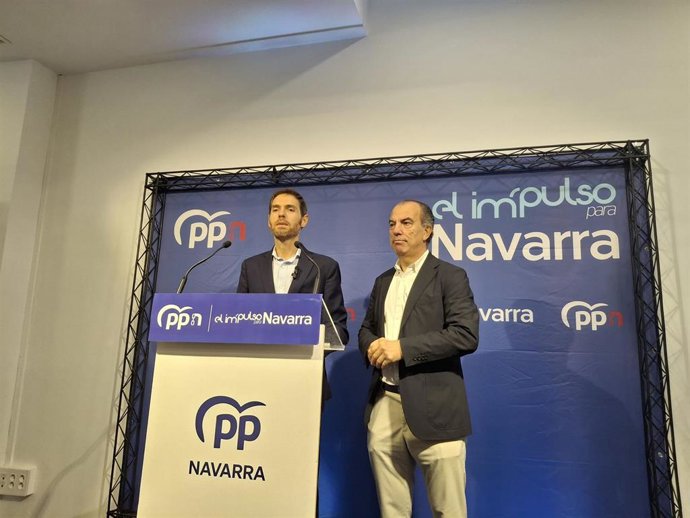 Los diputados navarros del PP Sergio Sayas y Carlos García Adanero.
