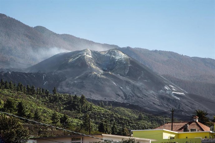 Archivo - El volcán de La Palma, cinco días después de que se diera por finalizada su actividad