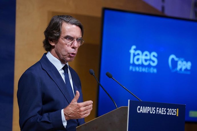 El expresidente del Gobierno, José María Aznar, durante la clausura del Campus FAES, a 19 de septiembre de 2025, en Madrid (España). 