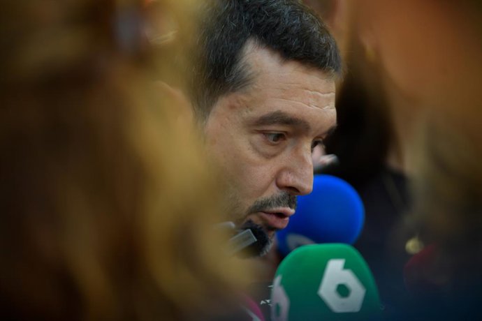 O Ministro dos Direitos Sociais, Assuntos do Consumidor e Agenda 2030, Pablo Bustinduy, em sua visita a Albacete