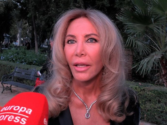 Norma Duval asiste a la XIX edición de la gala de los Premios Escaparate que se celebra en el Palacio de San Telmo, a 18 de septiembre de 2025, en Sevilla (Andalucía, España).