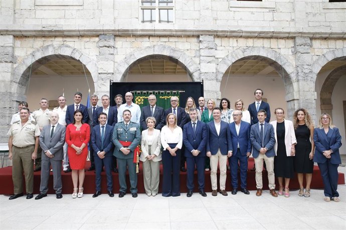 Acto imposición faja a Antonio Orantos nombrado como general de brigada de la Guardia Civil tras dirigir el Cuerpo en Cantabria