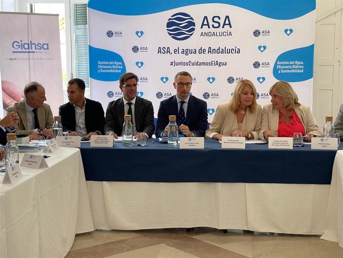 La viceconsejera de Agricultura, Pesca, Agua y Desarrollo Rural, Consolación Vera, en la clausura del el Consejo Rector de la Asociación de Abastecimientos de Agua y Saneamientos de Andalucía (ASA Andalucía).