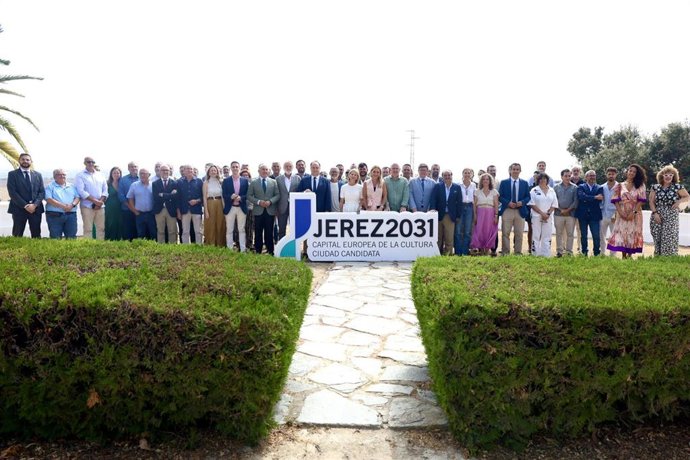 Alcaldes de ayuntamientos de la provincia respaldan la candidatura 'Jerez 2031, Capital Europea de la Cultura'.