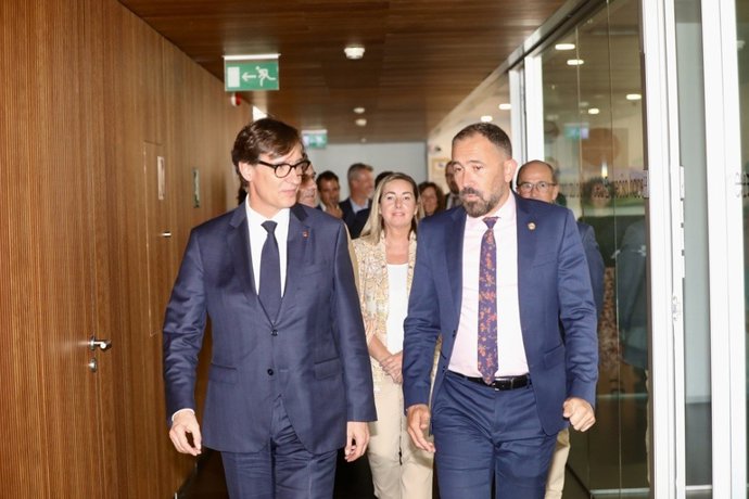 Salvador Illa y Denis Itxaso en Vitoria-Gasteiz