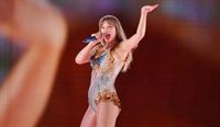 Taylor Swift regresa por sorpresa a los cines tras The Eras Tour con... ¿The Life of a Showgirl: La película?