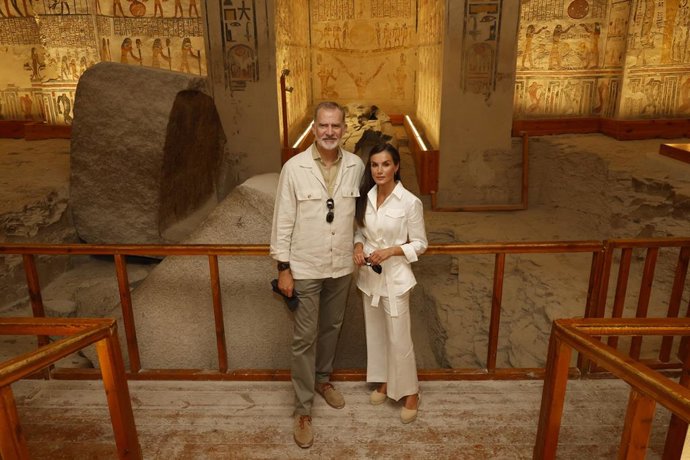 Los Reyes Felipe VI y la Reina Letizia visitan el Valle de los Reyes, a 19 de septiembre de 2025, en El Cario (Egipto). Los Reyes han realizado su primer viaje de Estado a la República Árabe de Egipto del 16 al 19 de septiembre, que sirve para poner de re