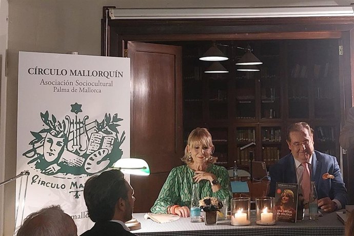 La expresidenta de la Comunidad de Madrid y exministra de Educación Esperanza Aguirre presenta su libro 'Una liberal en política. Por qué lo que funciona es el liberalismo' en el Círculo Mallorquín