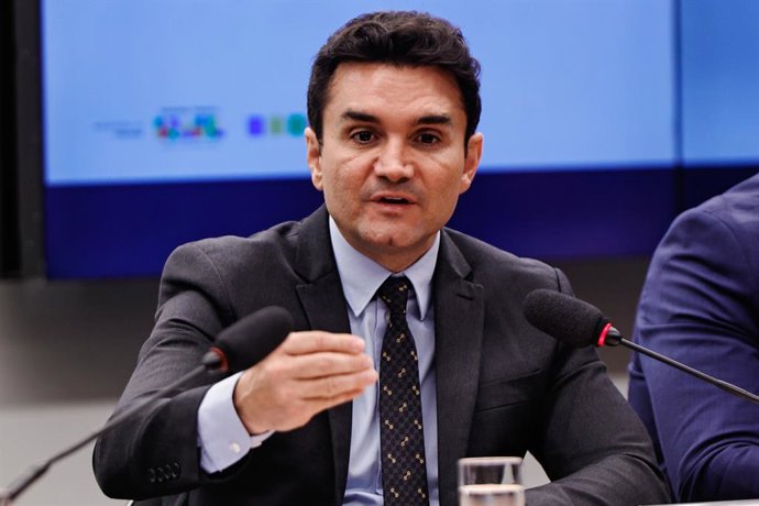 Archivo - May 15, 2024, Brasilia, Distrito Federal, Brasil: BRASILIA (DF), 05/15/2024 -COMMISSION/TOURISM/MINISTRY- Minister Celso Sabino during a plenary meeting to discuss plans and programs of the Ministry of Tourism, held in the city of Brasilia, this