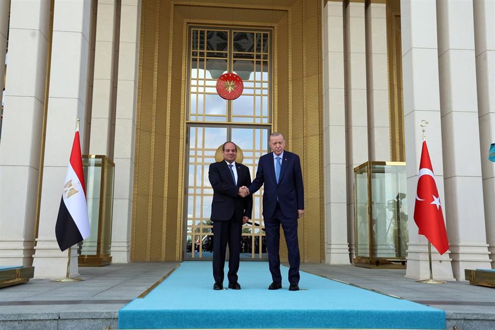 Archivo - Los presidentes de Egipto y Turquía, Abdelfatá al Sisi y Recep Tayyip Erdogan, respectivamente.