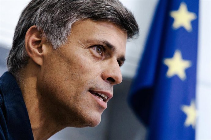 El dirigente opositor venezolano Leopoldo López durante una entrevista con Europa Press en Madrid