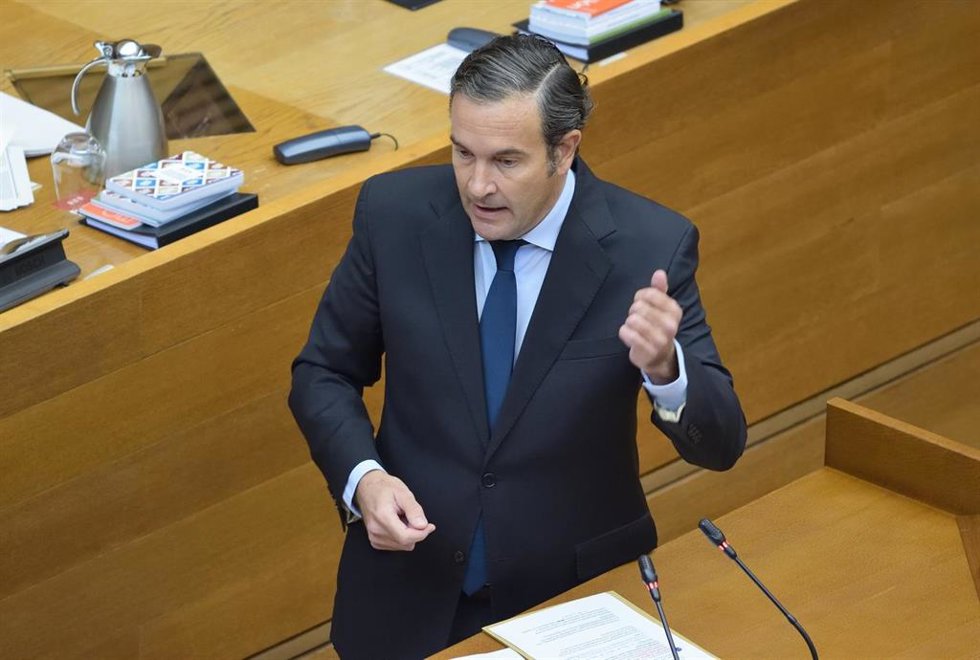 Archivo - El diputado del Grupo Popular (GPP) en Les Corts Nando Pastor