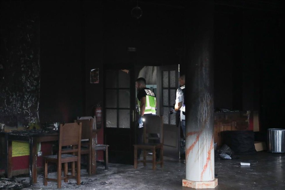 Lanzan un cóctel molotov al edificio que albergará el centro de la Xunta para menores migrantes en Monforte