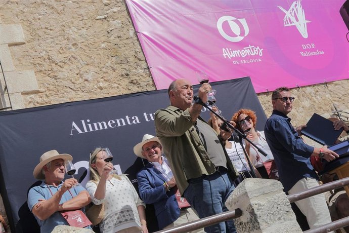 Valtiendas (Segovia) se convierte en "epicentro" del vino con la celebración de su XVII Fiesta de la Vendimia