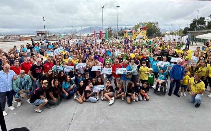 Las peñas entregan a distintas causas sociales los cerca de 21.000 euros recaudados en Semana Grande