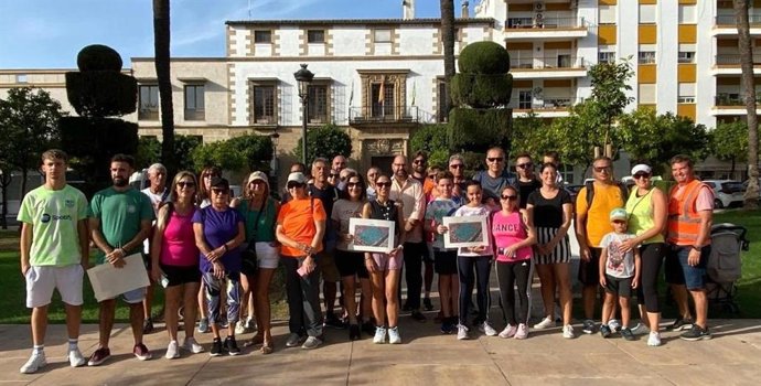 Foto de familia de la la Gincana por la Movilidad Sostenible.