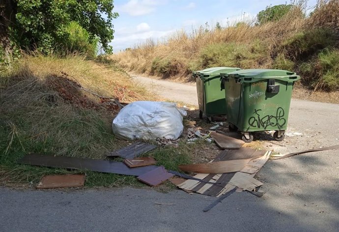 Escombros Cruz del Palmo.