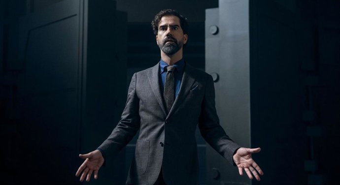 El rector Cipher irrumpe en Gen V: ¿Qué poderes tiene y cuál es su vínculo con Vought y Odessa?