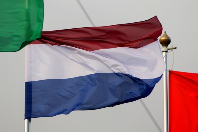 Archivo - November 2, 2023, Saint Petersburg, Russia: The national flag of the Kingdom of the Netherlands as a participating country at the 12th St. Petersburg International Gas Forum
