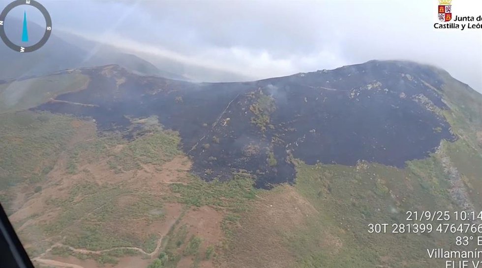 El incendio de Pendilla de Arbas (León) baja a gravedad 1 tras una "buena evolución" por el trabajo nocturno